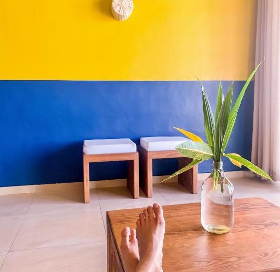 ホテル Albatros By Bedsfriends