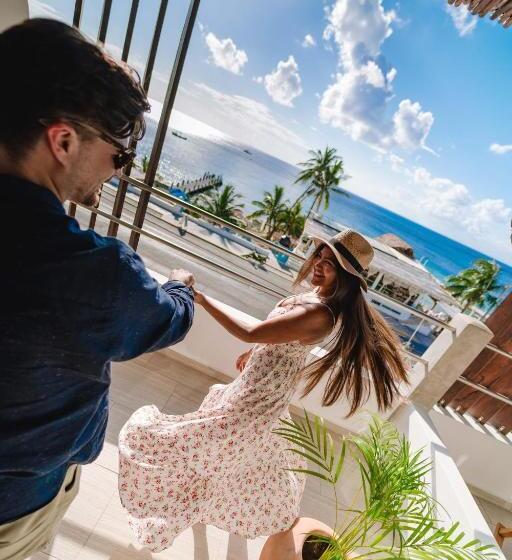 ホテル Albatros By Bedsfriends