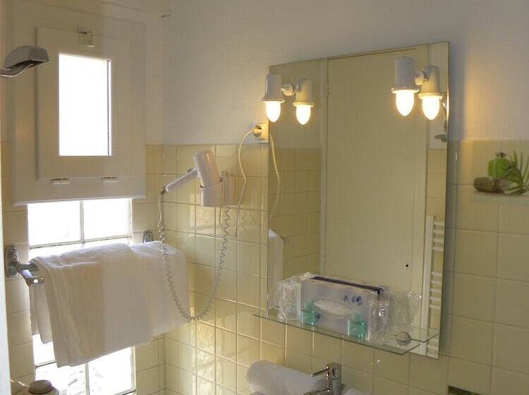 فندق Anglade Hôtel