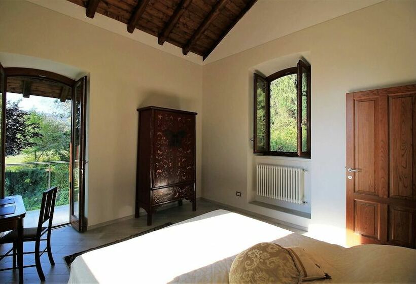 בית מלון כפרי Cottage Alpino Immerso Nel Bosco