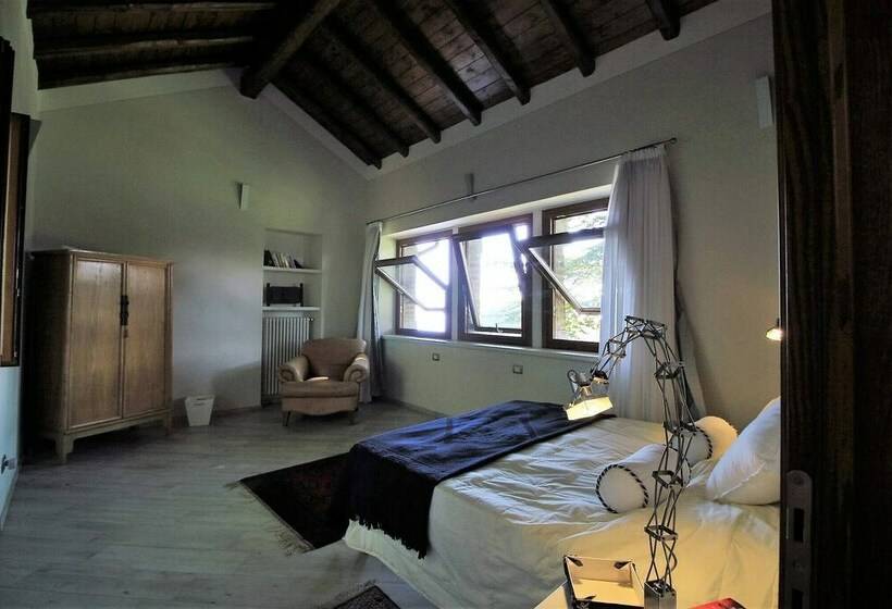 בית מלון כפרי Cottage Alpino Immerso Nel Bosco