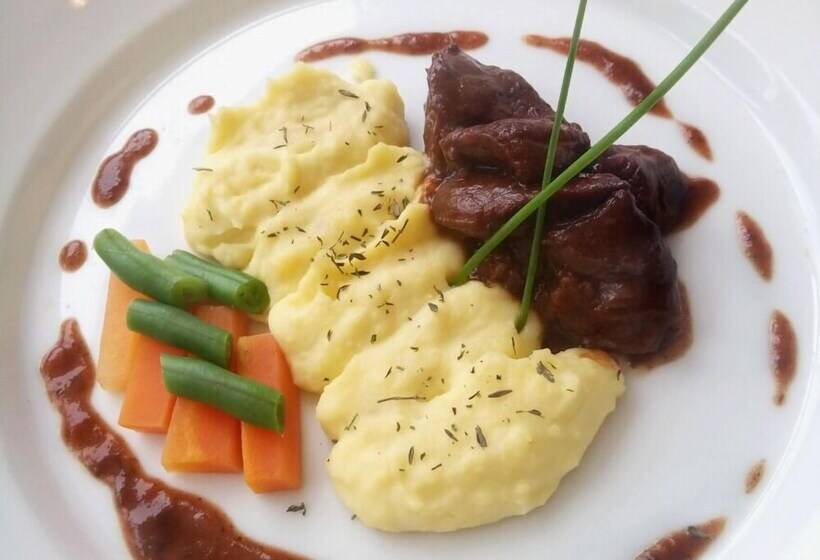 ホテル El Sol De Oro