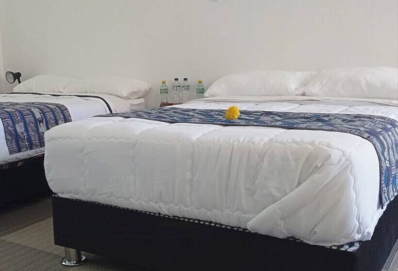 ホテル El Sol De Oro