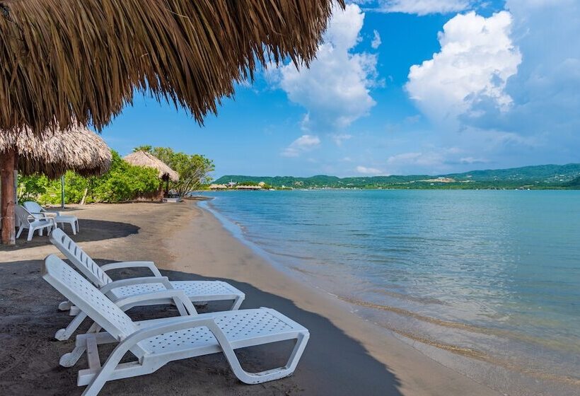 בית מלון כפרי Marina Puerto Velero