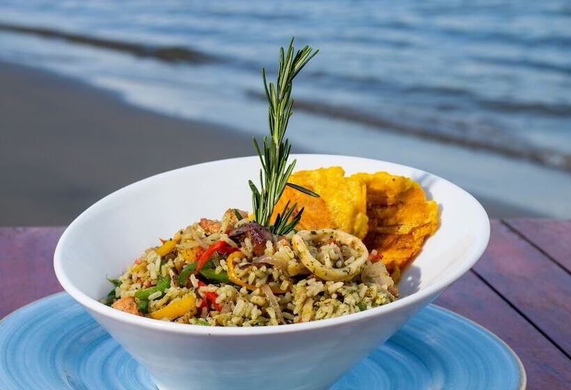 בית מלון כפרי Marina Puerto Velero