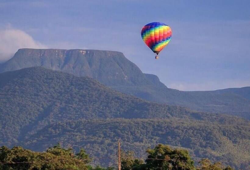 فندق Chalés Vale Do Rio Do Boi