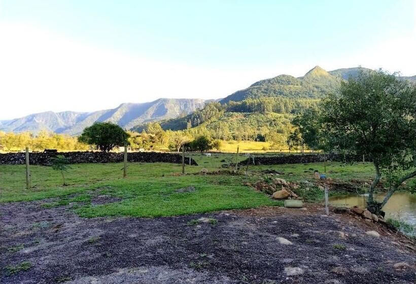 فندق Chalés Vale Do Rio Do Boi