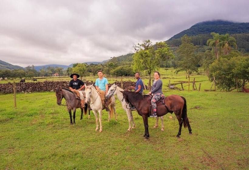 فندق Chalés Vale Do Rio Do Boi