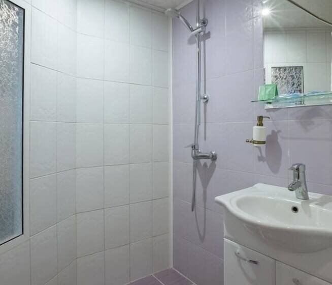 هتل Skorpion Mini