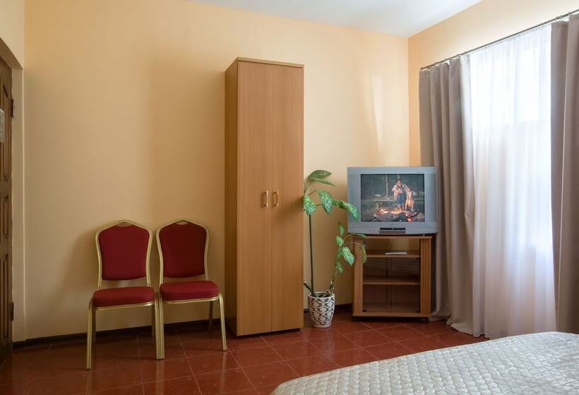 هتل Skorpion Mini