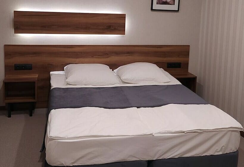 Smart Hotel Neo Tuapse