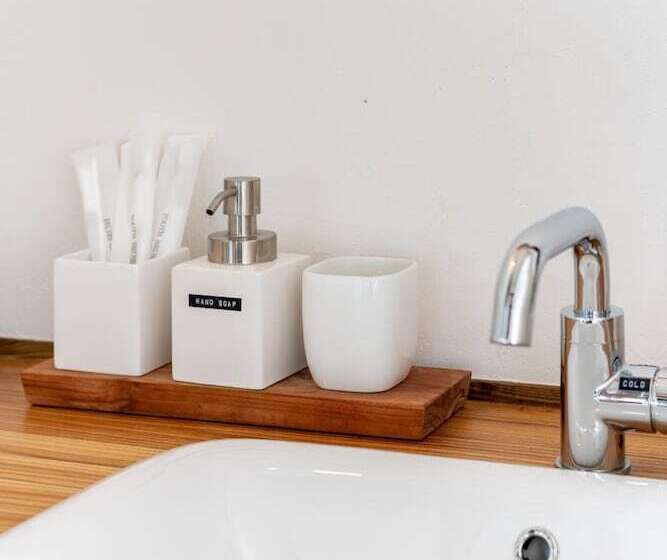 Tree House Hotel Morinosubako