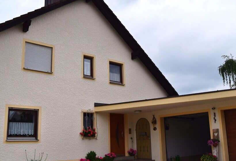 بنسيون Ferienhaus Herzog