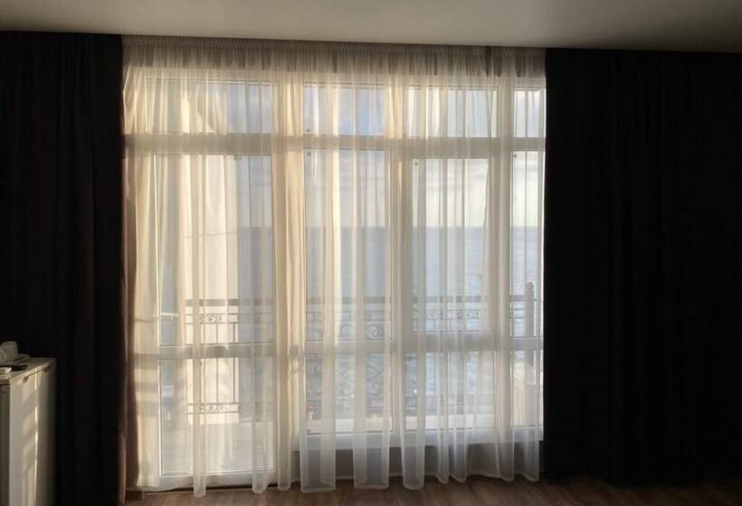 펜션 Guest House Bulvar