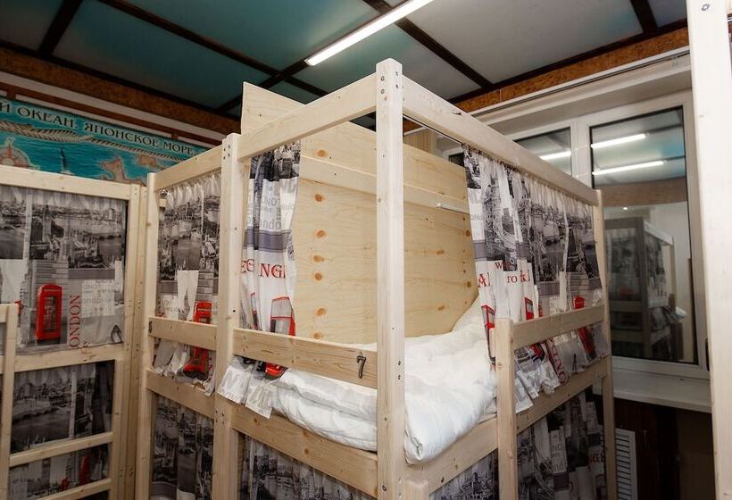 Vhostel25