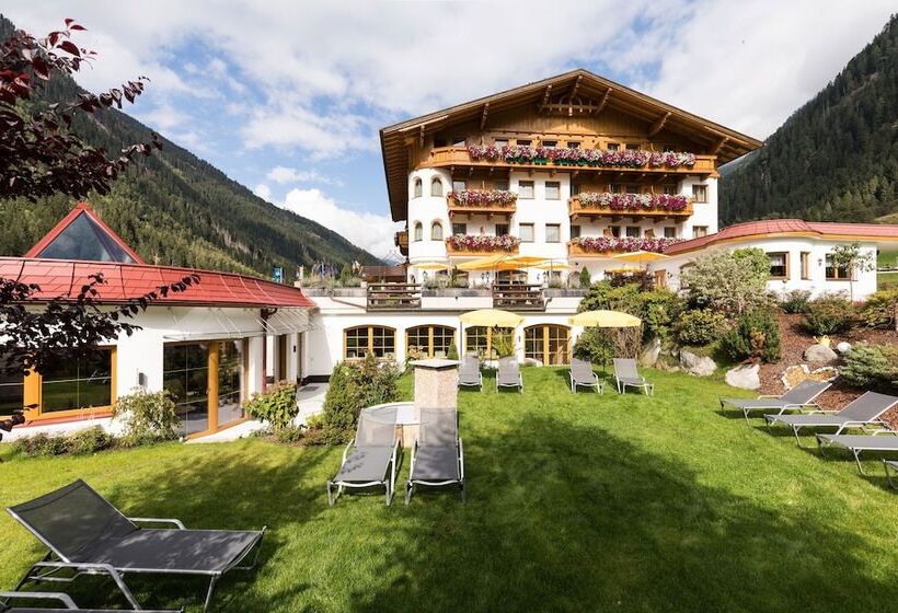 Aktiv & Vitalhotel Bergcristall