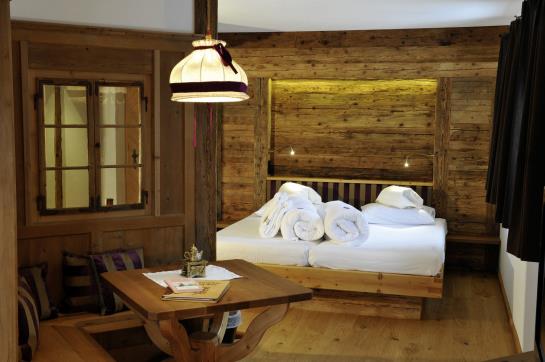 Отель Almwellness Resort Tuffbad