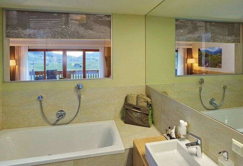 Alpeinernature Resort Tirol