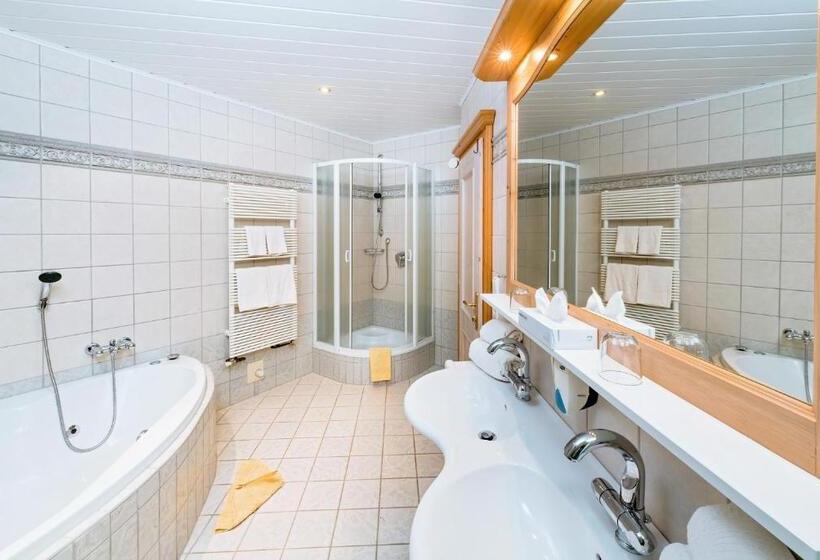 Alpenhotel Wanderniki