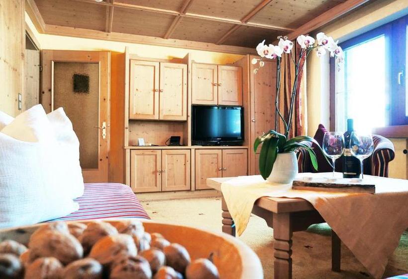 Aparthotel Landhaus St. Joseph