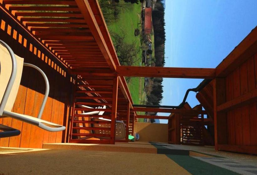 تختخواب و صبحانه Pension Haus Claudia