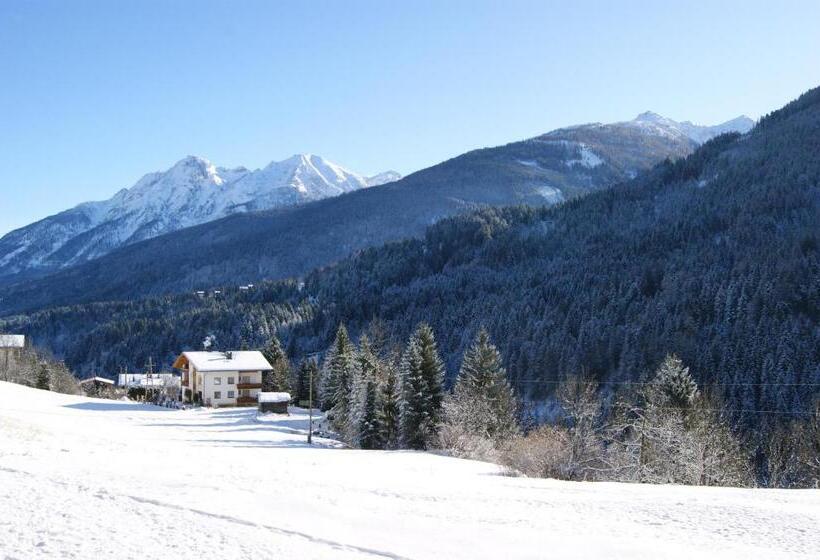 مبيت وإفطار Garni Haus Anita