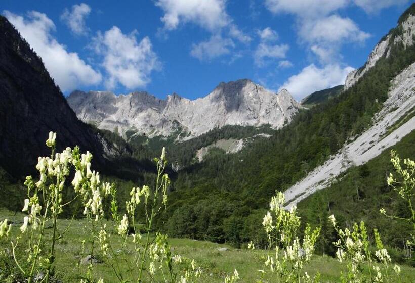 مبيت وإفطار Garni Haus Anita