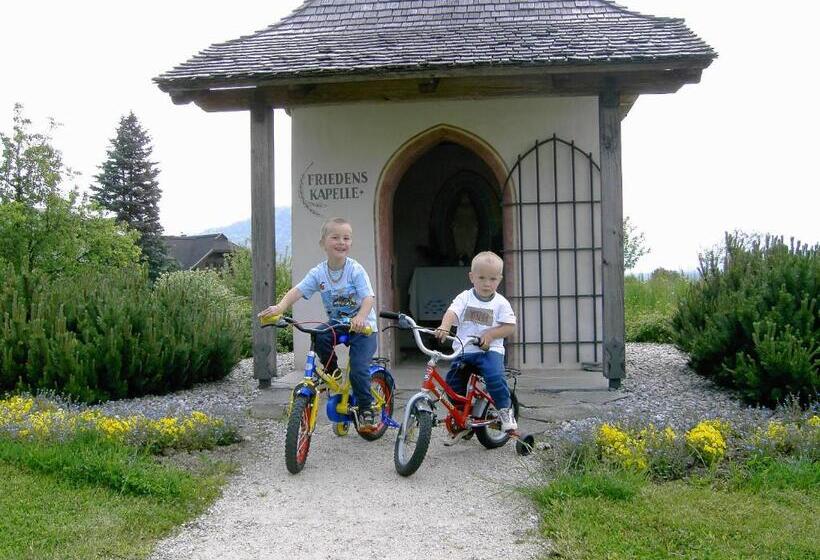 تختخواب و صبحانه Gästehaus Uggowitzer