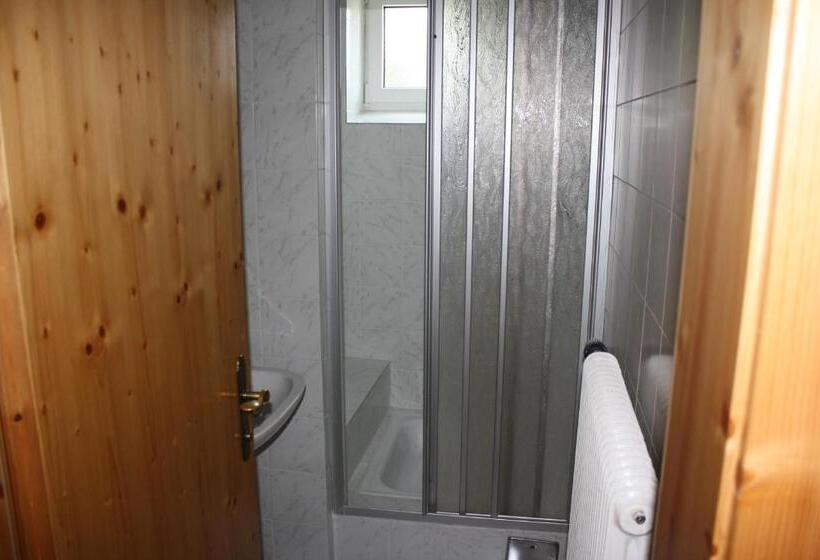 צימר Haus Rosenauer Zimmer & Ferienwohnungen