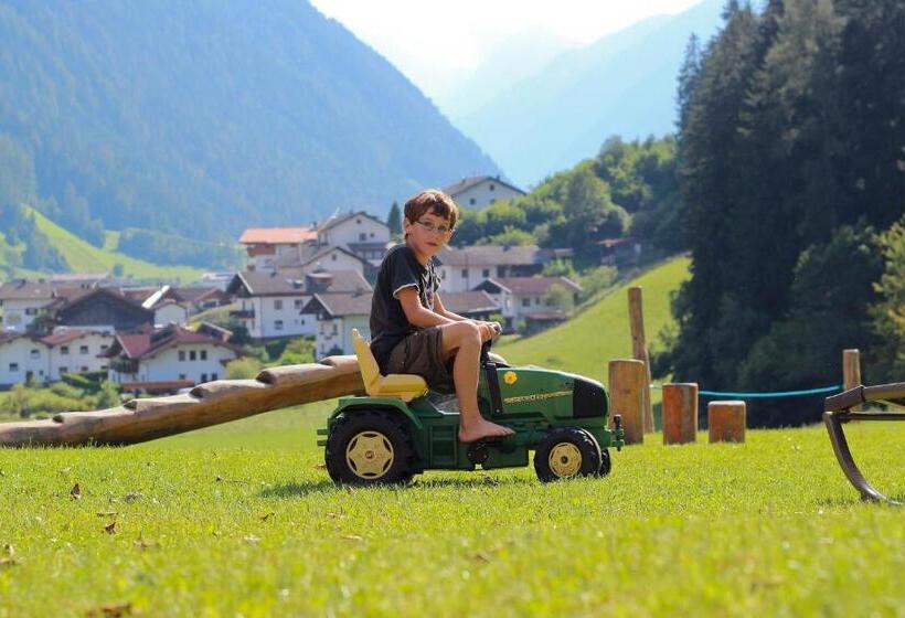 تختخواب و صبحانه Ladestatthof