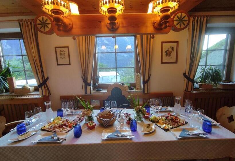 مبيت وإفطار Landhaus Seebacher