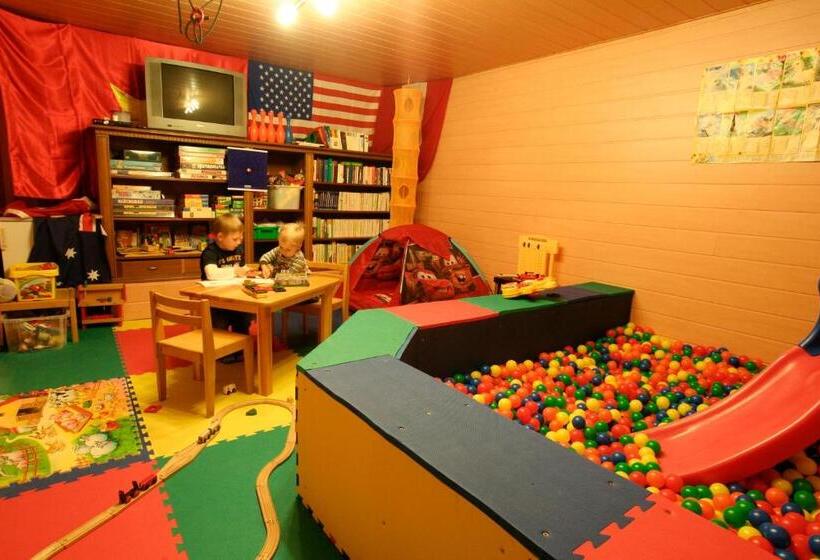 住宿加早餐  Landhaus Seebacher