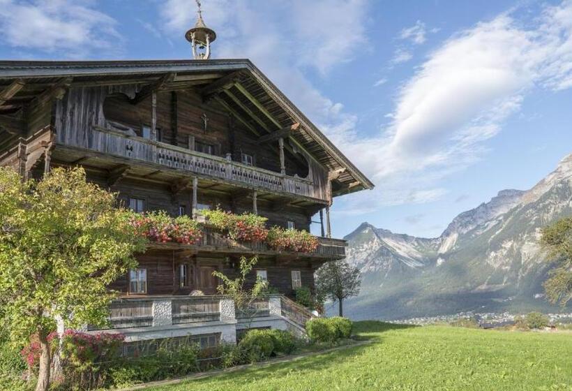 Bed and Breakfast Pension Alpina