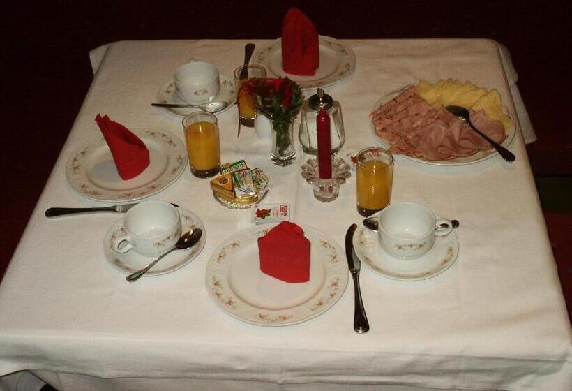 Bed and Breakfast Pension Edelweiss