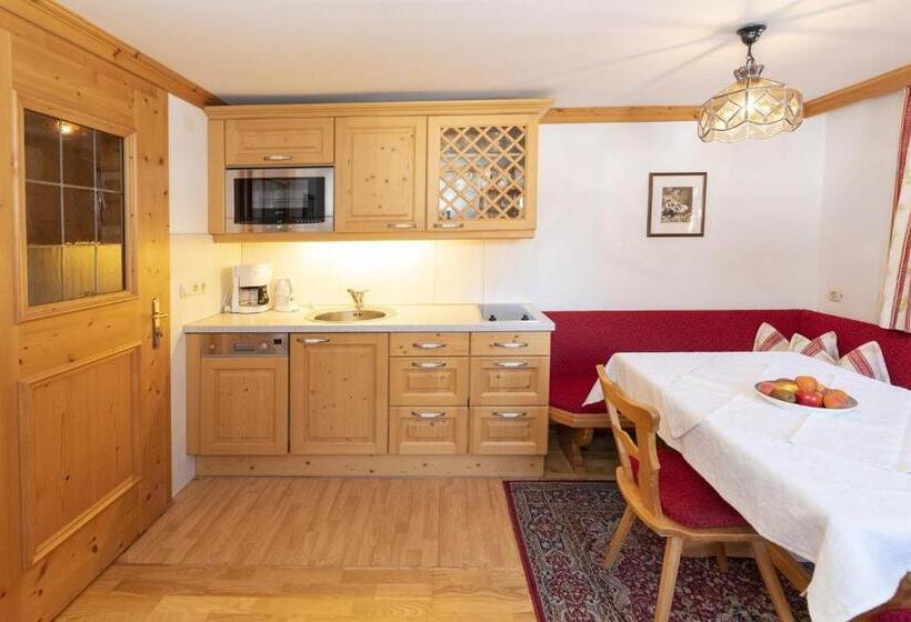 Bed and Breakfast Pension Edelweiss