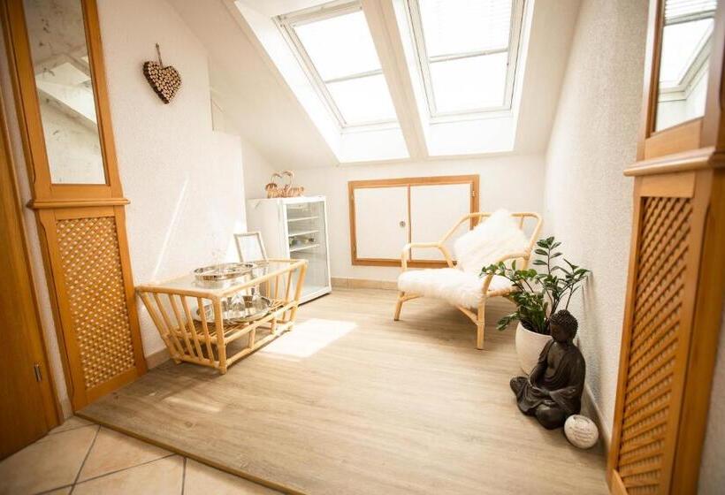 ベッドアンドブレックファースト Pension Knoll