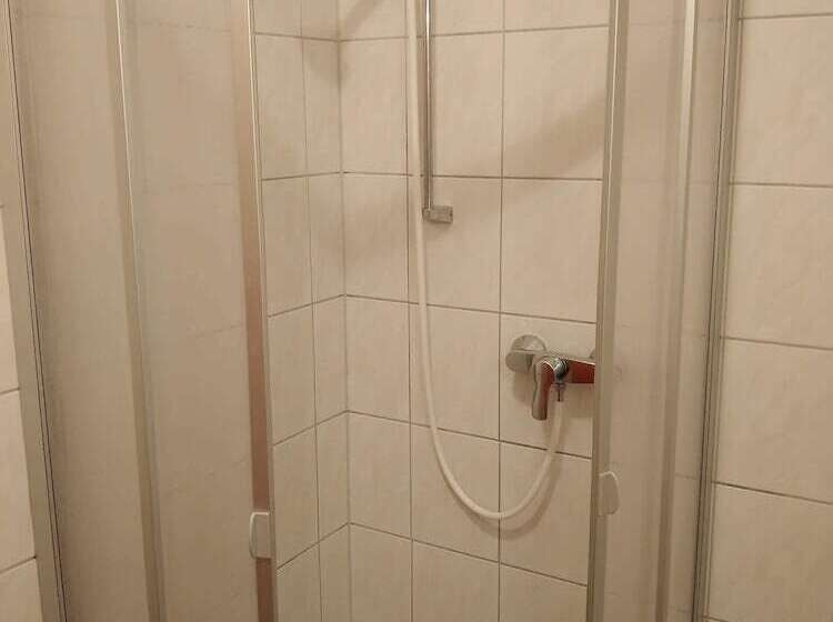 مبيت وإفطار Pension Weirather