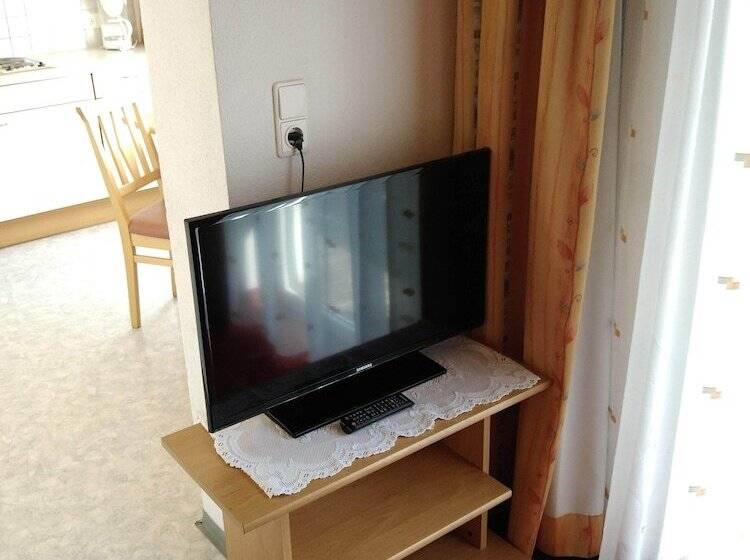 مبيت وإفطار Pension Weirather