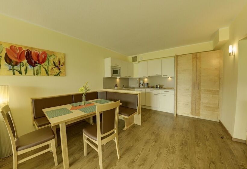 تختخواب و صبحانه Seepark Drobollach