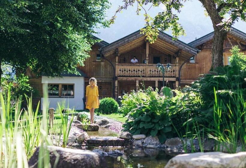 Feelfree Nature Resort