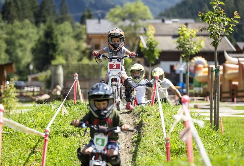 Отель 4s Galtenberg Resort