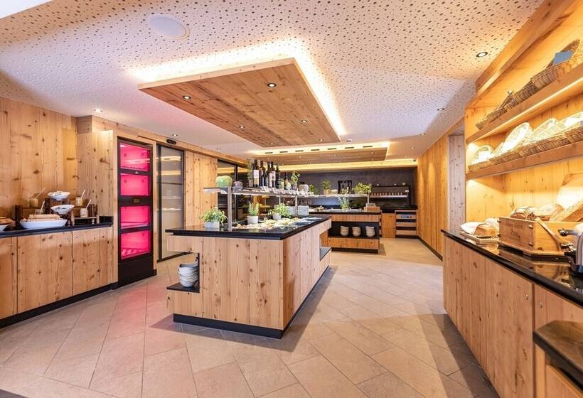 Отель 4s Galtenberg Resort