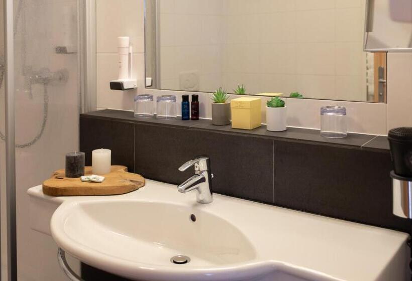 فندق Auwirt Zentrum