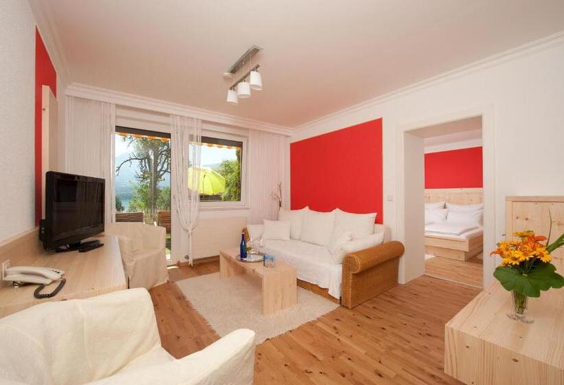 Отель Biohof Naturzeit Faaker See