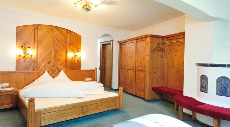 فندق Garni Castel B&b