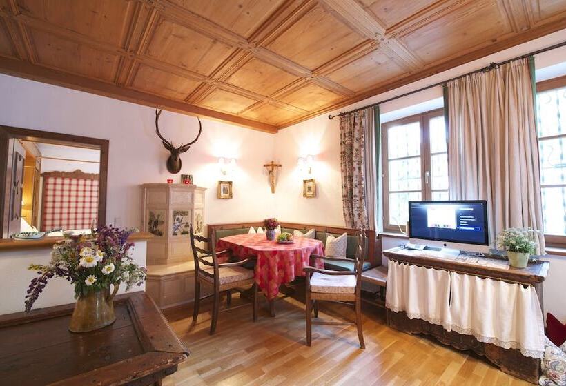 هتل Das Bergschlössl   Very Special