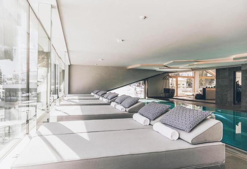 هتل Elizabeth Art