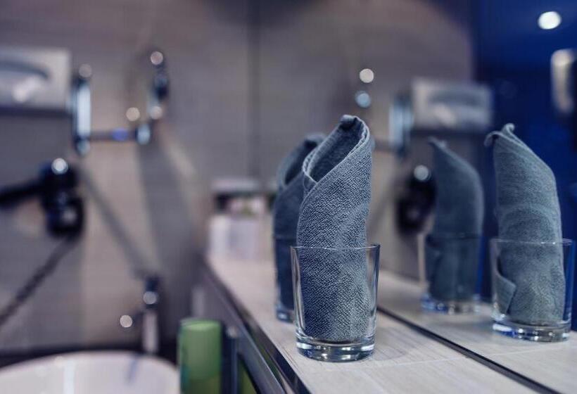 酒店 Familienresort Ellmauhof   Das Echte All Inclusive