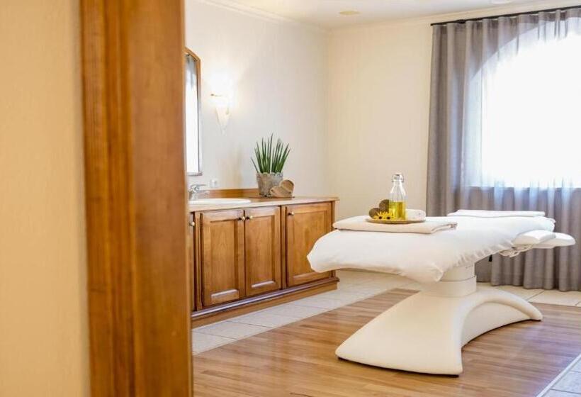 هتل Forster's Naturresort