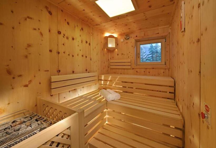 هتل Garni Glockenstuhl